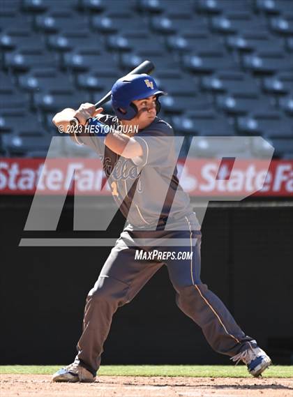 Thumbnail 2 in Fountain Valley vs. Yorba Linda (Halo Classic) photogallery.