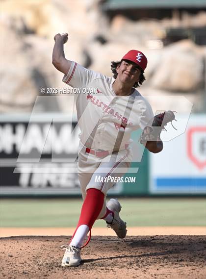 Thumbnail 2 in Fountain Valley vs. Yorba Linda (Halo Classic) photogallery.