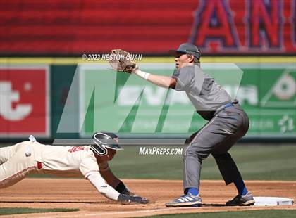 Thumbnail 2 in Fountain Valley vs. Yorba Linda (Halo Classic) photogallery.