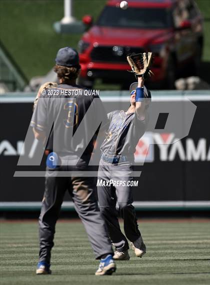 Thumbnail 2 in Fountain Valley vs. Yorba Linda (Halo Classic) photogallery.