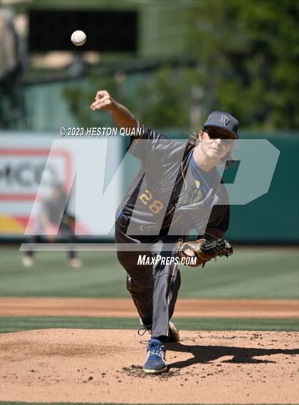 Thumbnail 2 in Fountain Valley vs. Yorba Linda (Halo Classic) photogallery.