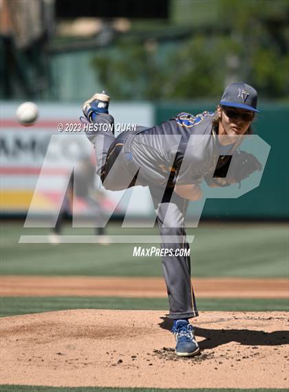 Thumbnail 3 in Fountain Valley vs. Yorba Linda (Halo Classic) photogallery.