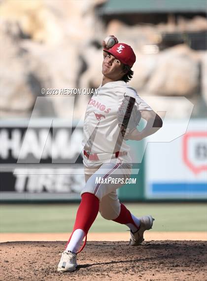 Thumbnail 1 in Fountain Valley vs. Yorba Linda (Halo Classic) photogallery.