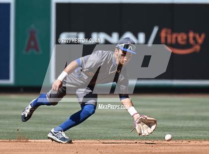 Thumbnail 3 in Fountain Valley vs. Yorba Linda (Halo Classic) photogallery.