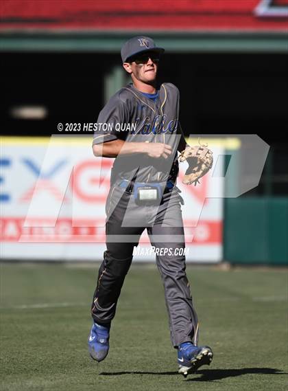 Thumbnail 3 in Fountain Valley vs. Yorba Linda (Halo Classic) photogallery.