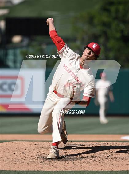Thumbnail 1 in Fountain Valley vs. Yorba Linda (Halo Classic) photogallery.