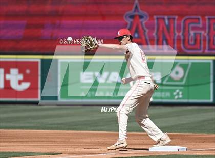 Thumbnail 2 in Fountain Valley vs. Yorba Linda (Halo Classic) photogallery.