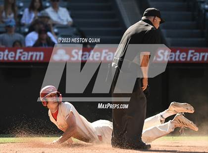 Thumbnail 2 in Fountain Valley vs. Yorba Linda (Halo Classic) photogallery.