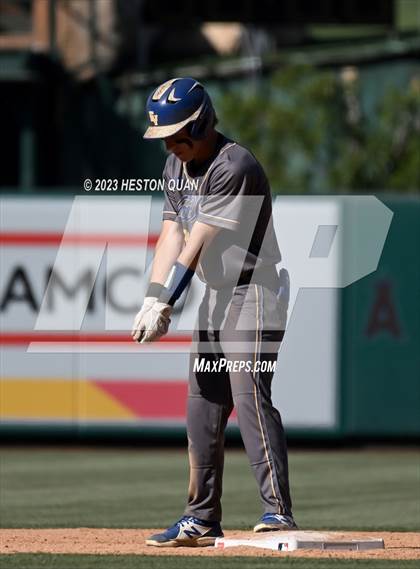 Thumbnail 2 in Fountain Valley vs. Yorba Linda (Halo Classic) photogallery.