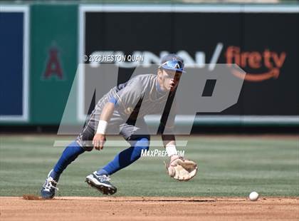 Thumbnail 2 in Fountain Valley vs. Yorba Linda (Halo Classic) photogallery.