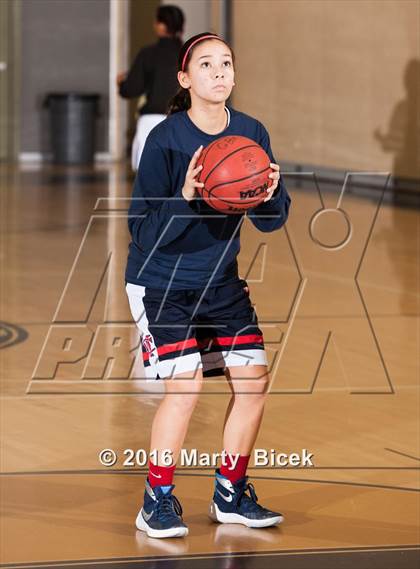 Thumbnail 2 in Modesto Christian @ Enochs photogallery.