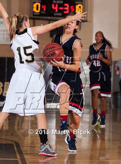 Thumbnail 2 in Modesto Christian @ Enochs photogallery.