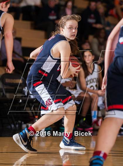 Thumbnail 2 in Modesto Christian @ Enochs photogallery.