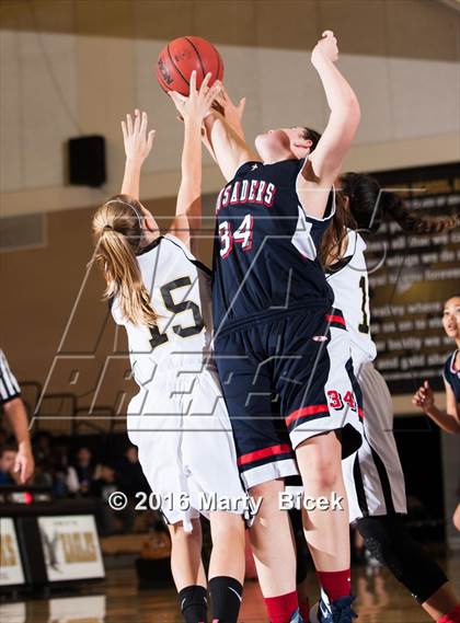 Thumbnail 2 in Modesto Christian @ Enochs photogallery.