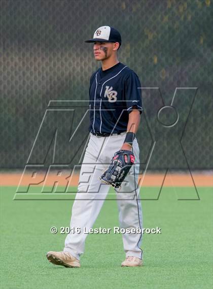 Thumbnail 1 in King vs. Robstown (UIL 4A Regional Quarterfinal) photogallery.