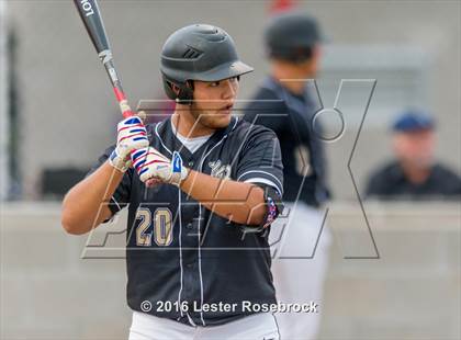 Thumbnail 3 in King vs. Robstown (UIL 4A Regional Quarterfinal) photogallery.