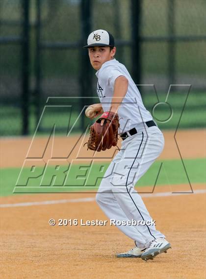 Thumbnail 1 in King vs. Robstown (UIL 4A Regional Quarterfinal) photogallery.
