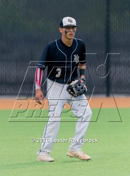Thumbnail 3 in King vs. Robstown (UIL 4A Regional Quarterfinal) photogallery.