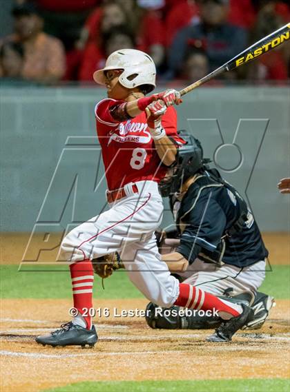 Thumbnail 1 in King vs. Robstown (UIL 4A Regional Quarterfinal) photogallery.
