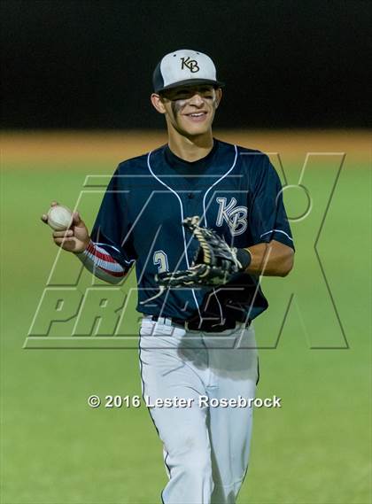 Thumbnail 1 in King vs. Robstown (UIL 4A Regional Quarterfinal) photogallery.