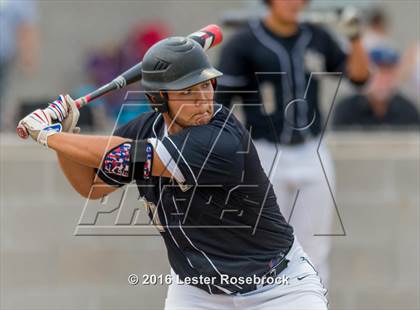 Thumbnail 1 in King vs. Robstown (UIL 4A Regional Quarterfinal) photogallery.