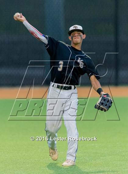 Thumbnail 2 in King vs. Robstown (UIL 4A Regional Quarterfinal) photogallery.
