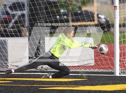 Thumbnail 1 in Vail Mountain vs Prospect Ridge Academy (CHSAA 3A Quarterfinal) photogallery.