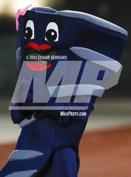 Thumbnail 2 in Mount Miguel @ Mayfair (CIF Division 3-A Regional Final) photogallery.