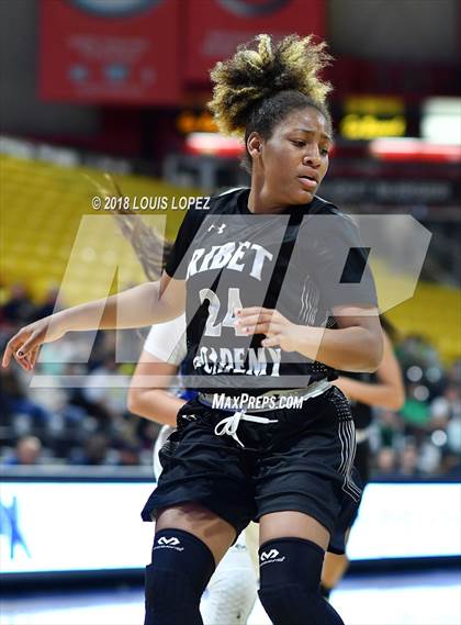 Thumbnail 3 in Ribet Academy @ Serra (CIF DIV 1 Southern Regional Final) photogallery.
