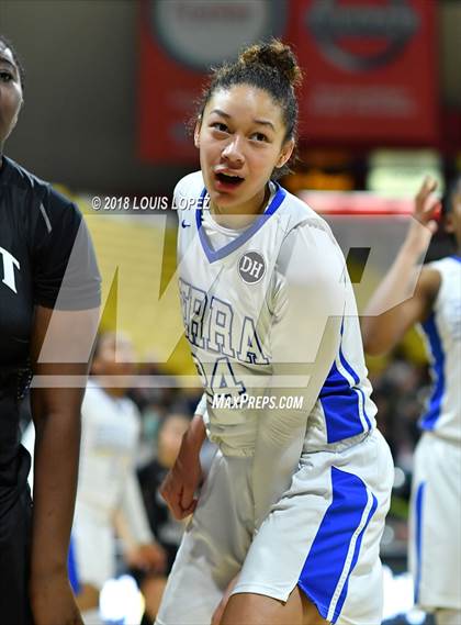 Thumbnail 2 in Ribet Academy @ Serra (CIF DIV 1 Southern Regional Final) photogallery.