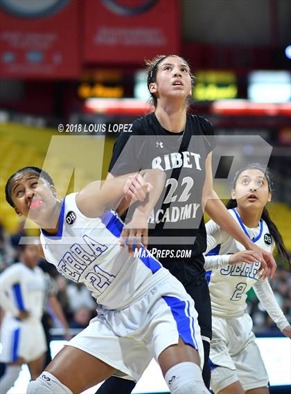 Thumbnail 3 in Ribet Academy @ Serra (CIF DIV 1 Southern Regional Final) photogallery.