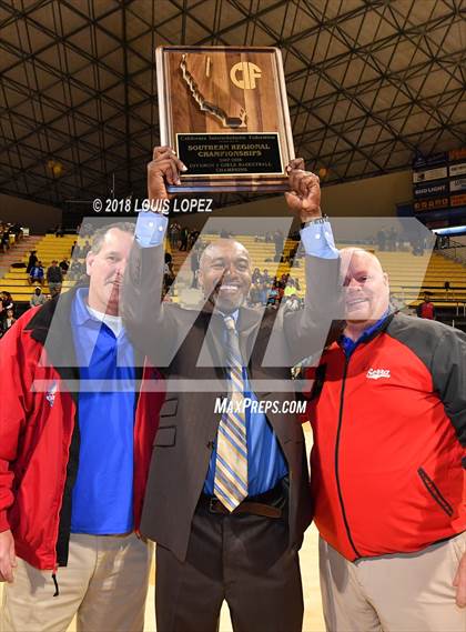 Thumbnail 3 in Ribet Academy @ Serra (CIF DIV 1 Southern Regional Final) photogallery.