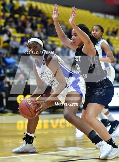Thumbnail 3 in Ribet Academy @ Serra (CIF DIV 1 Southern Regional Final) photogallery.