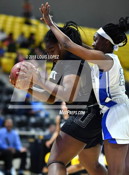 Thumbnail 2 in Ribet Academy @ Serra (CIF DIV 1 Southern Regional Final) photogallery.