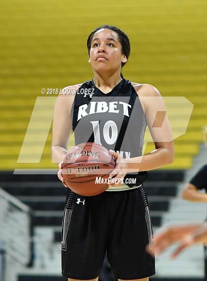 Thumbnail 2 in Ribet Academy @ Serra (CIF DIV 1 Southern Regional Final) photogallery.