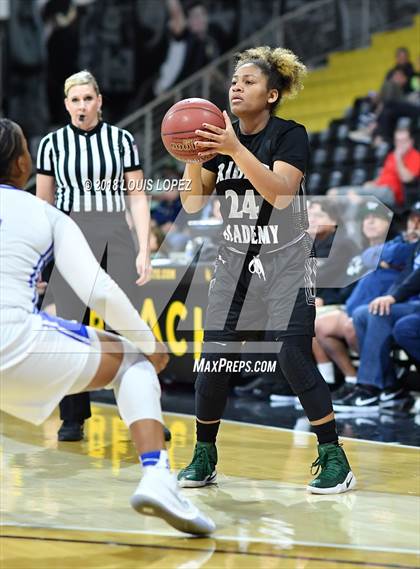 Thumbnail 3 in Ribet Academy @ Serra (CIF DIV 1 Southern Regional Final) photogallery.