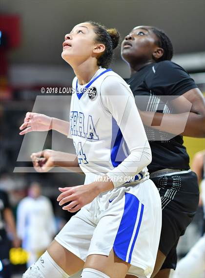 Thumbnail 2 in Ribet Academy @ Serra (CIF DIV 1 Southern Regional Final) photogallery.