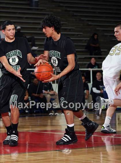 Thumbnail 3 in Pasadena Memorial vs Pasadena (McDonald's Texas Invitational) photogallery.