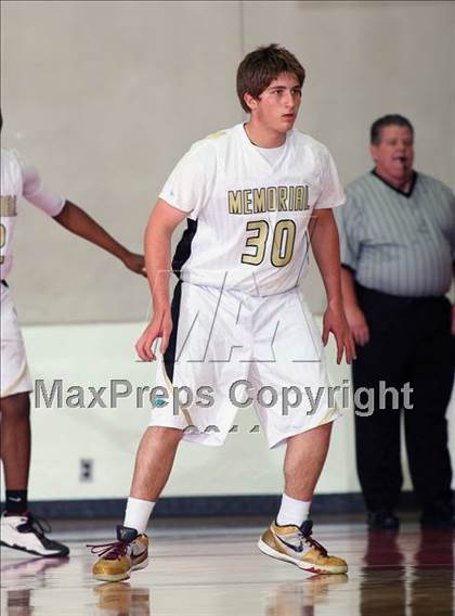 Thumbnail 3 in Pasadena Memorial vs Pasadena (McDonald's Texas Invitational) photogallery.