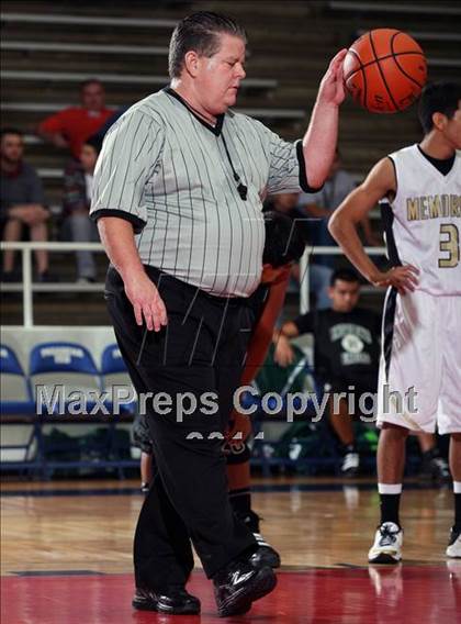Thumbnail 2 in Pasadena Memorial vs Pasadena (McDonald's Texas Invitational) photogallery.