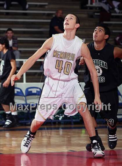 Thumbnail 1 in Pasadena Memorial vs Pasadena (McDonald's Texas Invitational) photogallery.