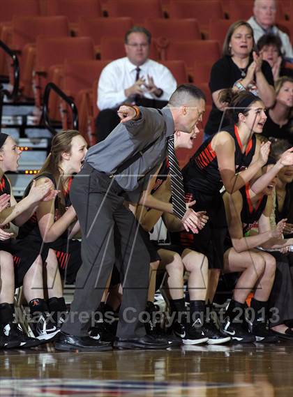 Thumbnail 3 in Brock vs. Centerville (UIL 2A Semifinal) photogallery.