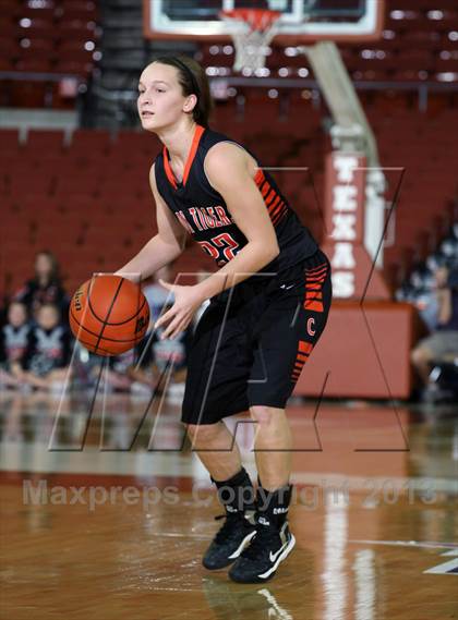 Thumbnail 2 in Brock vs. Centerville (UIL 2A Semifinal) photogallery.
