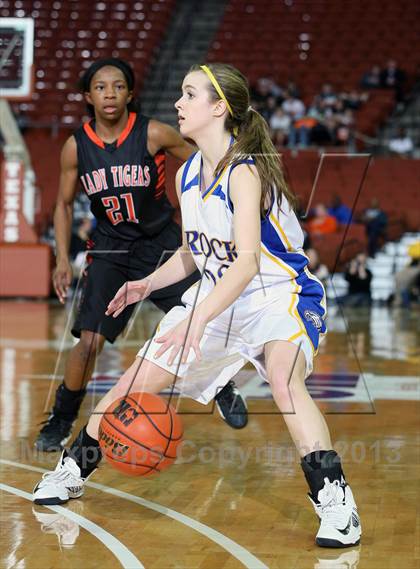 Thumbnail 1 in Brock vs. Centerville (UIL 2A Semifinal) photogallery.