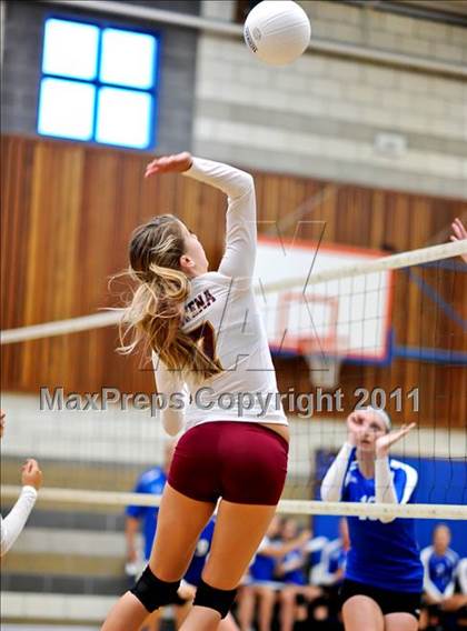 Thumbnail 2 in Whitney @ Rocklin photogallery.
