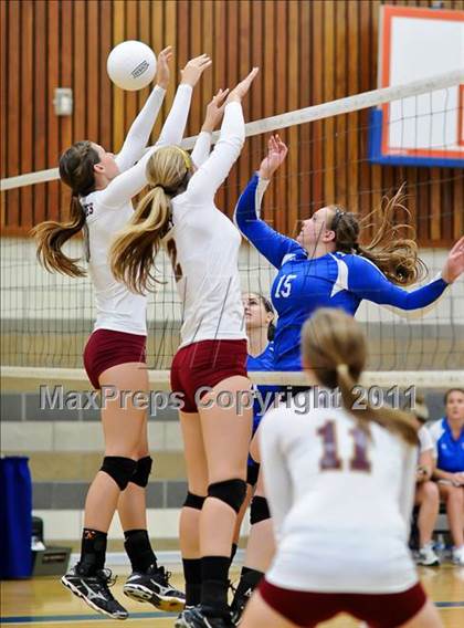 Thumbnail 1 in Whitney @ Rocklin photogallery.