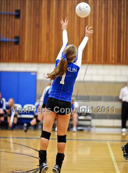 Thumbnail 1 in Whitney @ Rocklin photogallery.