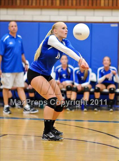 Thumbnail 2 in Whitney @ Rocklin photogallery.