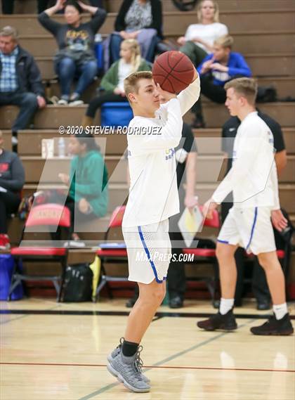 Thumbnail 1 in Ripon Christian vs. South Tahoe photogallery.