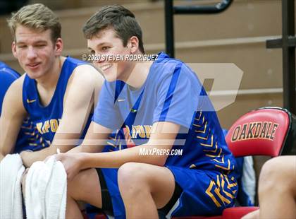 Thumbnail 2 in Ripon Christian vs. South Tahoe photogallery.